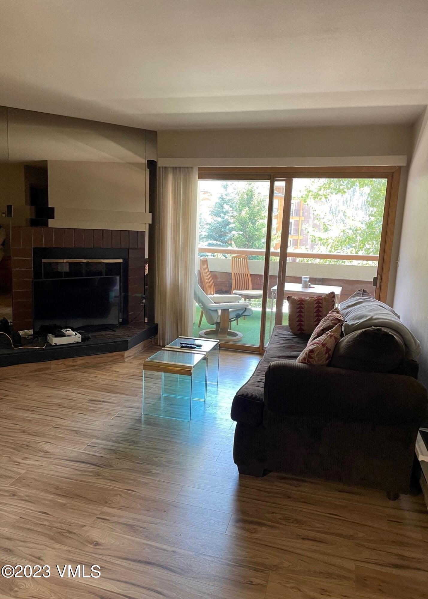 1030 Lions Ridge Loop, Unit 205 Vail, CO 81657 - Photo 4 of 15 snowfox living