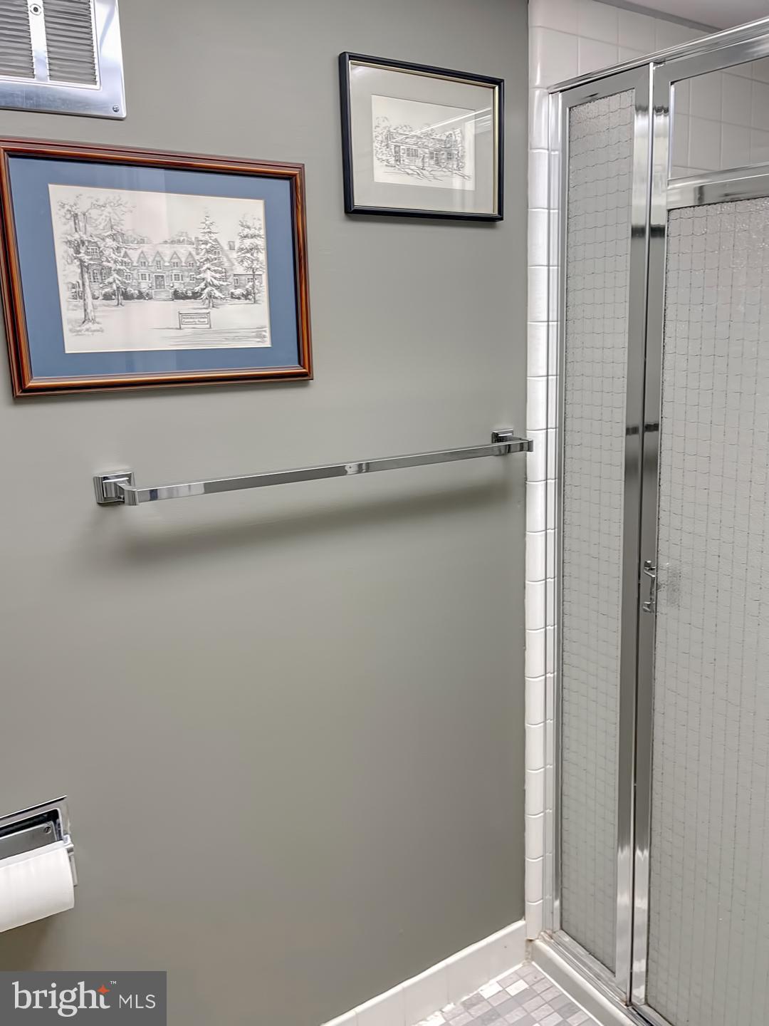 18 West Close Moorestown, NJ 08057 - Photo 8 of 16