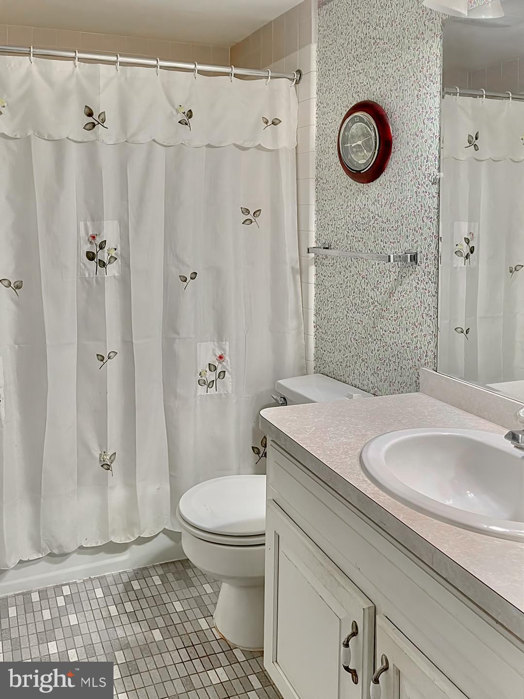 18 West Close Moorestown, NJ 08057 - Photo 9 of 16