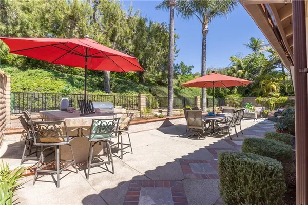 $1,560,000 | 22481 Almaden, Mission Viejo, CA 92691