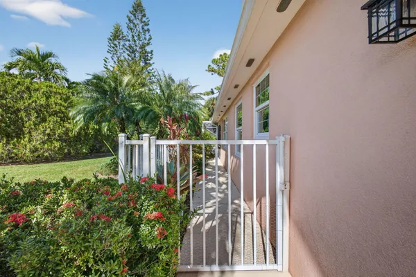 $499,000 | 1035 Southwest Tamarrow Place, Stuart, FL 34997