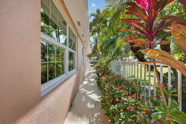 $499,000 | 1035 Southwest Tamarrow Place, Stuart, FL 34997