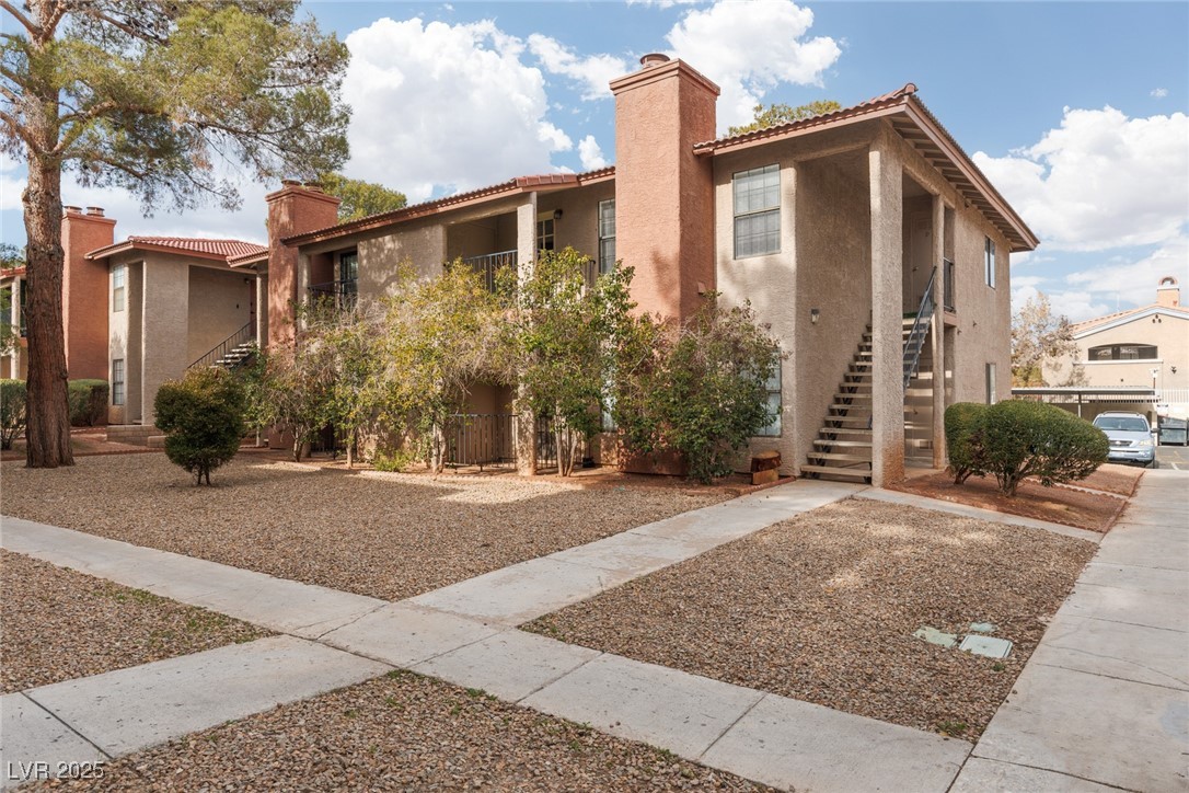 5576 West Rochelle Avenue, Unit 40D Las Vegas, NV 89103 - Photo 2 of 17