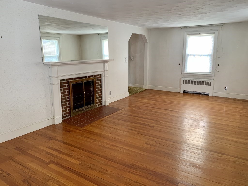 35 Morton Street Needham, MA 02494 - Photo 9 of 17