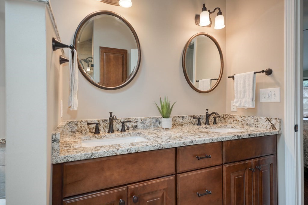 64 Beaverbrook Road Burlington, MA 01803 - Photo 21 of 41 Gallery Image 21