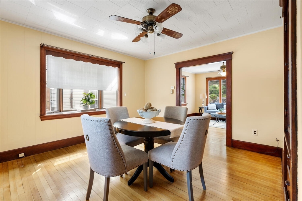 24 Endicott Street Saugus, MA 01906 - Photo 12 of 38