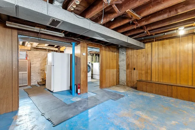 $607,000 | 24 Endicott Street, Saugus, MA 01906