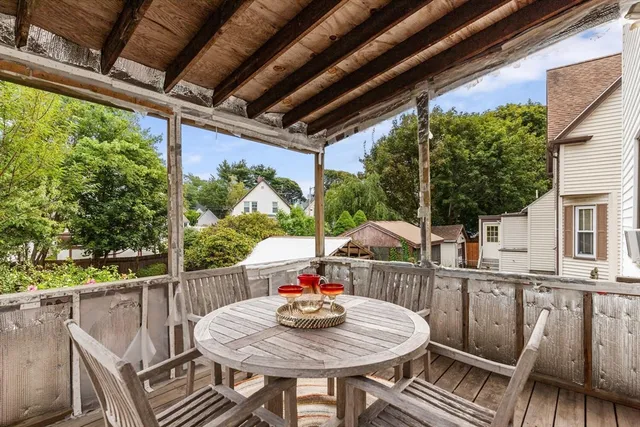 $607,000 | 24 Endicott Street, Saugus, MA 01906