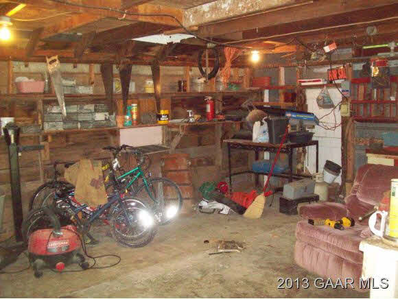 914 Battlefield Road Fort Defiance, VA 24437 - Photo 4 of 5 a view of a store with storage