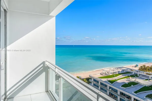 $19,900 | 6801 Collins Avenue, Unit PH01PH02, Miami Beach, FL 33141