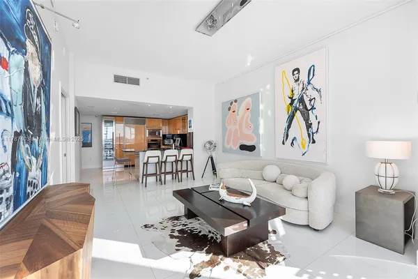 $19,900 | 6801 Collins Avenue, Unit PH01PH02, Miami Beach, FL 33141