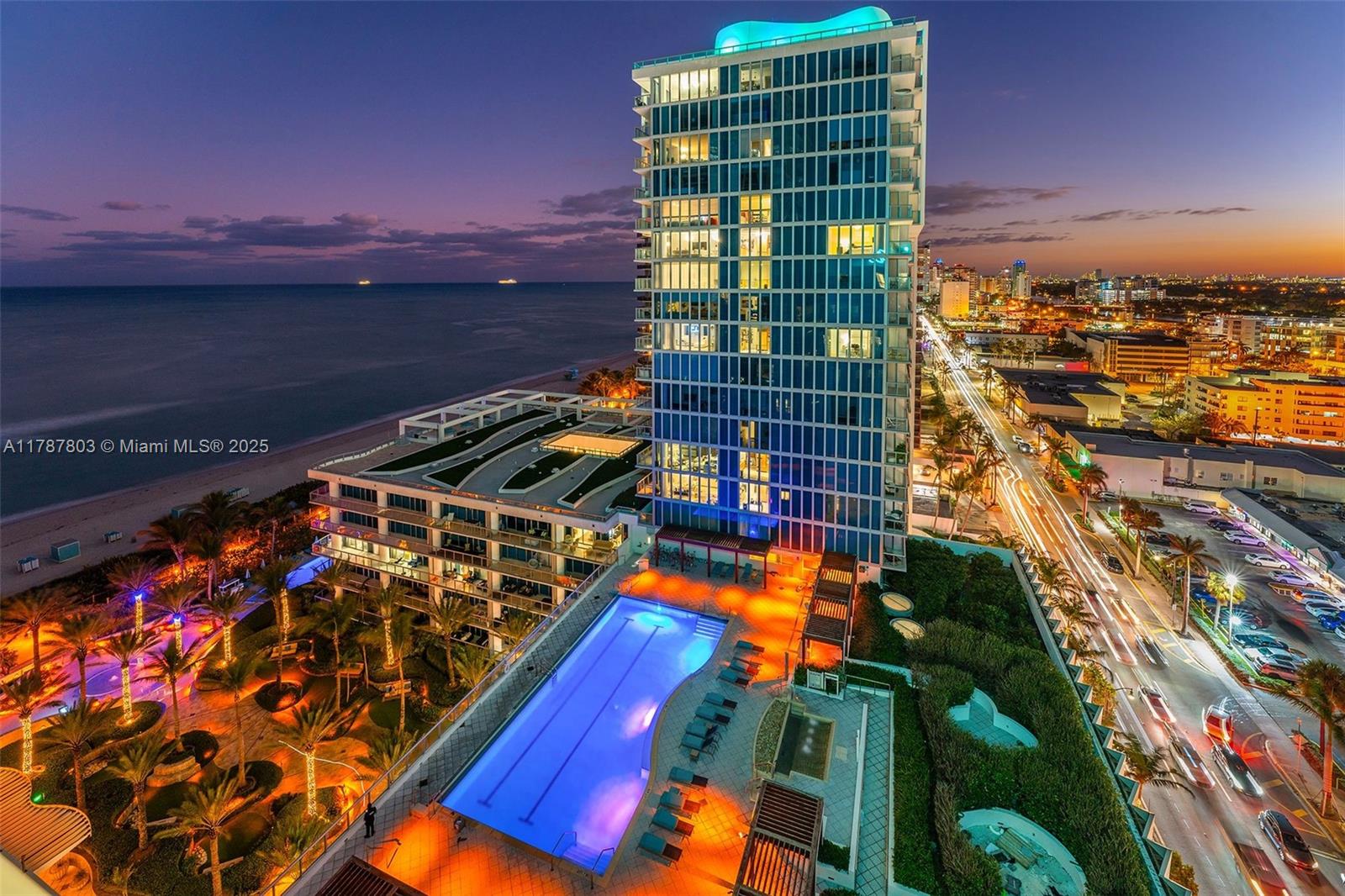 6801 Collins Avenue, Unit PH01PH02 Miami Beach, FL 33141 - Photo 18 of 42