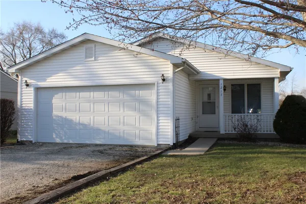 $130,000 | 1217 West South 11th Street, Shelbyville, IL 62565