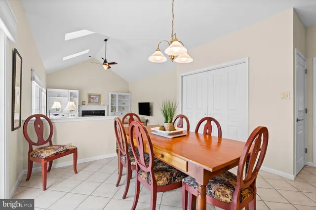 $675,000 | 5 Grayson Circle, Unit 2501, Phoenixville, PA 19460