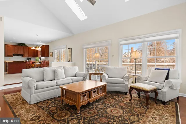 $675,000 | 5 Grayson Circle, Unit 2501, Phoenixville, PA 19460