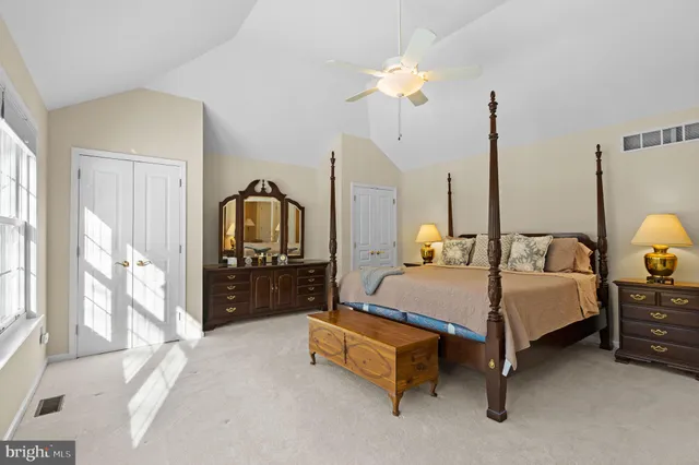 $675,000 | 5 Grayson Circle, Unit 2501, Phoenixville, PA 19460