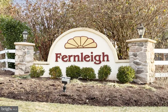 $675,000 | 5 Grayson Circle, Unit 2501, Phoenixville, PA 19460