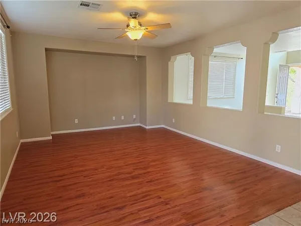 $2,200 | 9862 Shadow Grove Avenue, Las Vegas, NV 89148