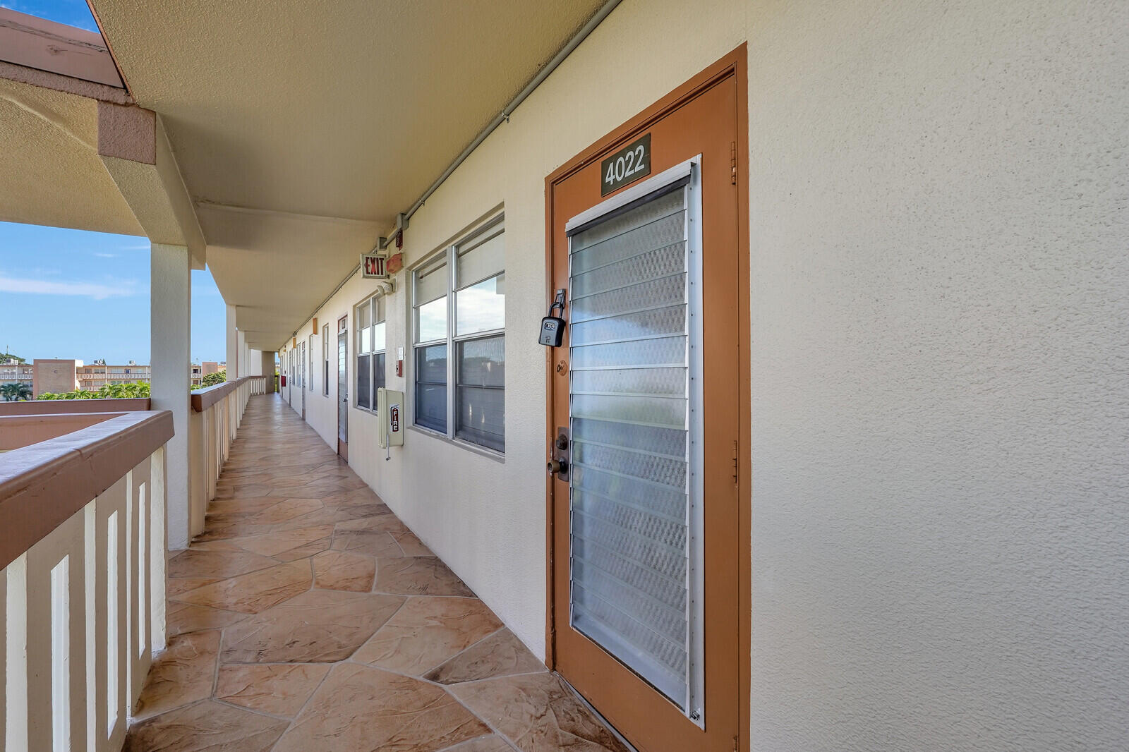 4022 Newcastle B, Unit 4022 Boca Raton, FL 33434 - Photo 22 of 23 04_Image_4_mls