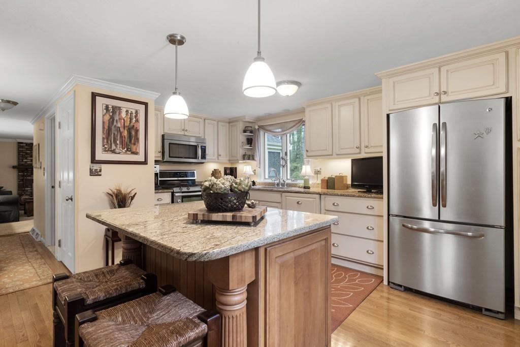 81 Hitty Tom Road Duxbury, MA 02332 - Photo 2 of 27 Gallery Image 2