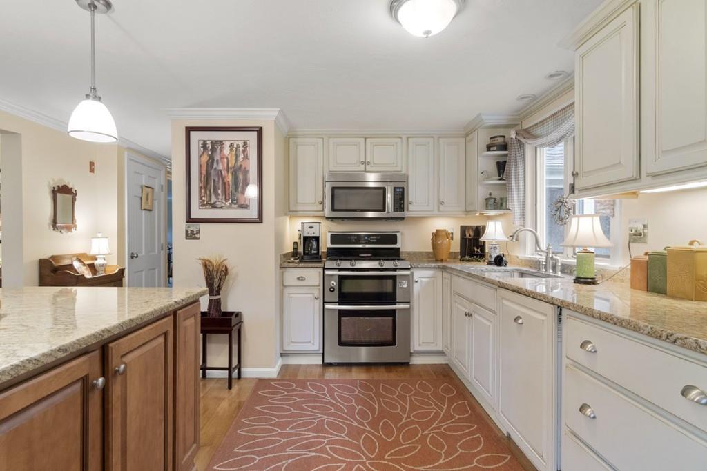 81 Hitty Tom Road Duxbury, MA 02332 - Photo 3 of 27 Gallery Image 3