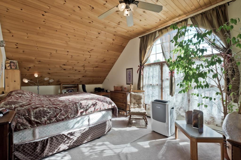 151 Black Mountain Road Harrison, ME 04040 - Photo 20 of 35 Second floor master bedroom