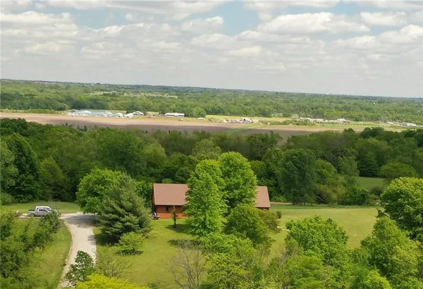 $1,050,000 | 16413 Nation Road, Kearney, MO 64060