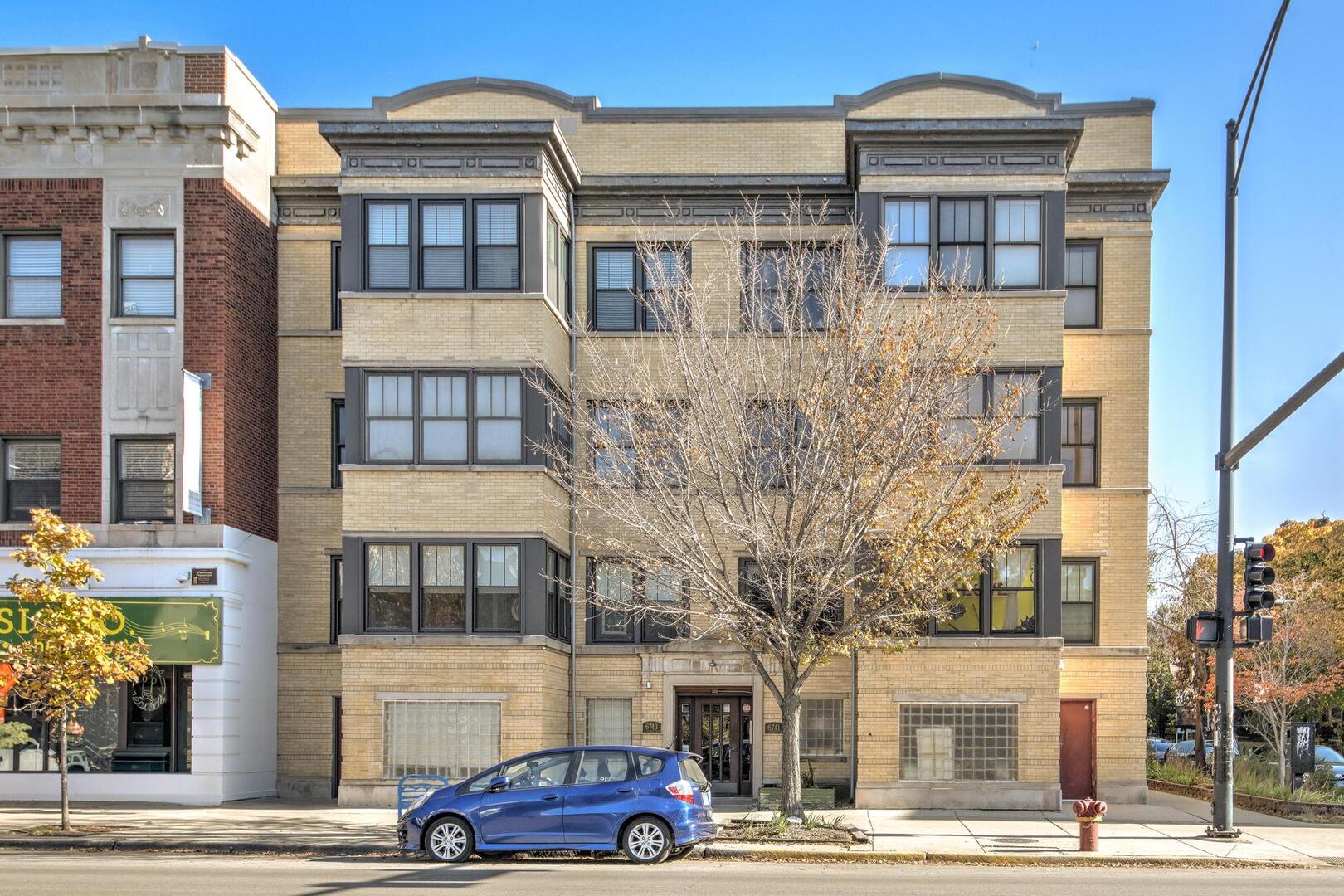 6743 North Sheridan Road, Unit 1N Chicago, IL 60626 - Photo 1 of 26