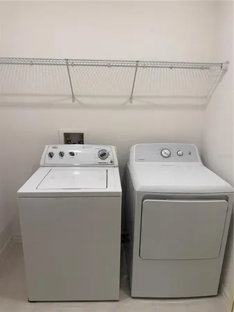 $2,200 | 23635 Companero Drive, Sorrento, FL 32776