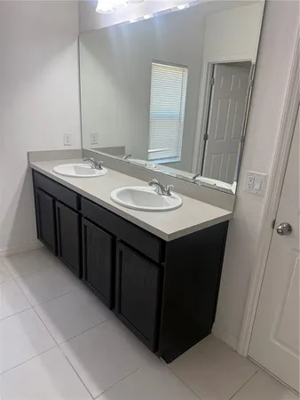 $2,200 | 23635 Companero Drive, Sorrento, FL 32776