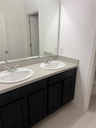 $2,200 | 23635 Companero Drive, Sorrento, FL 32776