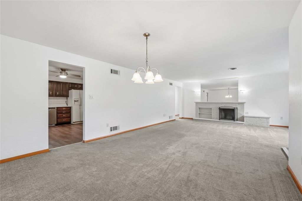 4930 Gardenville Road Pittsburgh, PA 15236 - Photo 12 of 47