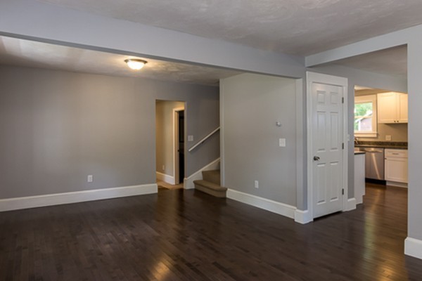 40 Topping Road Andover, MA 01810 - Photo 5 of 30 Gallery Image 5