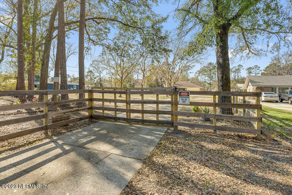 Front gate