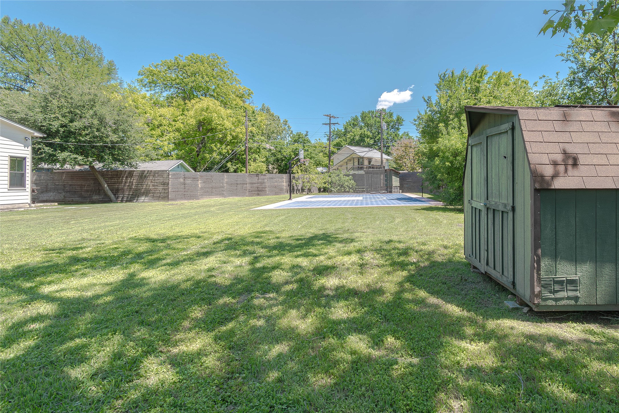 5805 Chesterfield Avenue Austin, TX 78752 - Photo 39 of 40