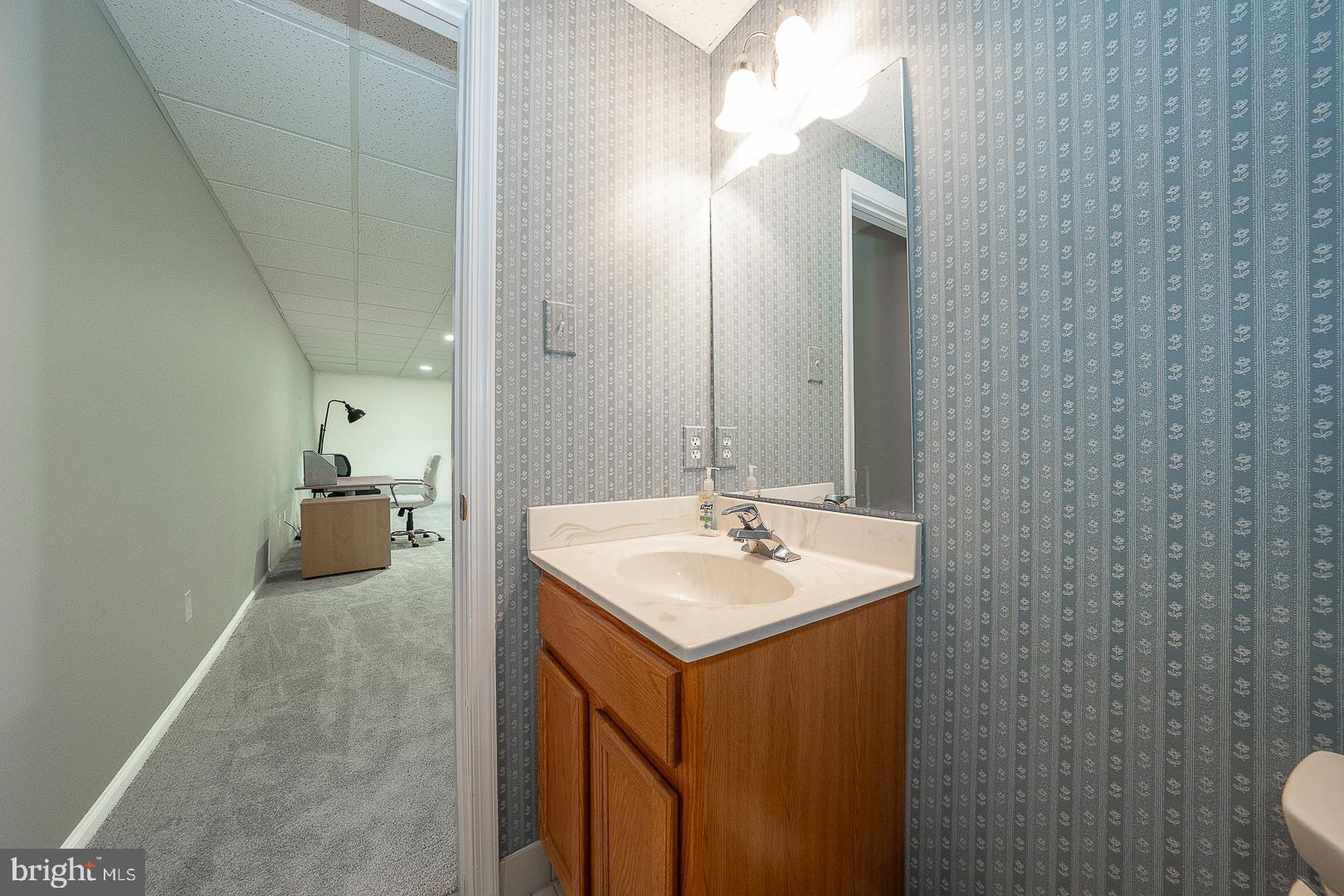 3301 Maplevale Circle Newtown Square, PA 19073 - Photo 36 of 43