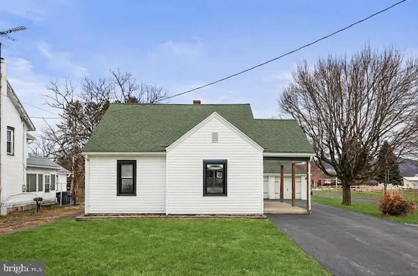 $239,900 | 255 West Main Street, Fayetteville, PA 17222