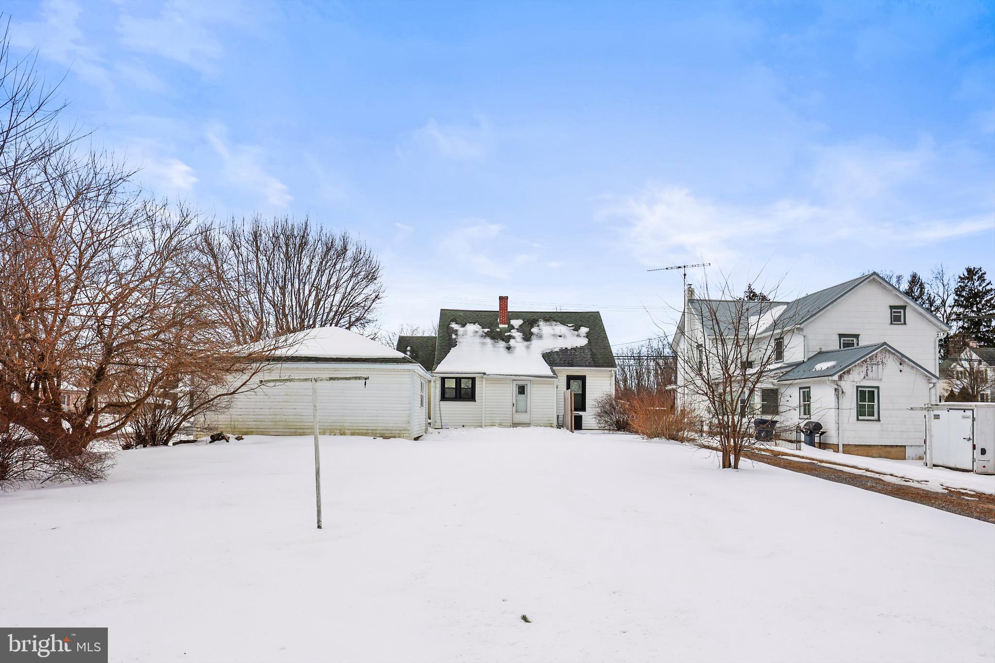 255 West Main Street Fayetteville, PA 17222 - Photo 23 of 25