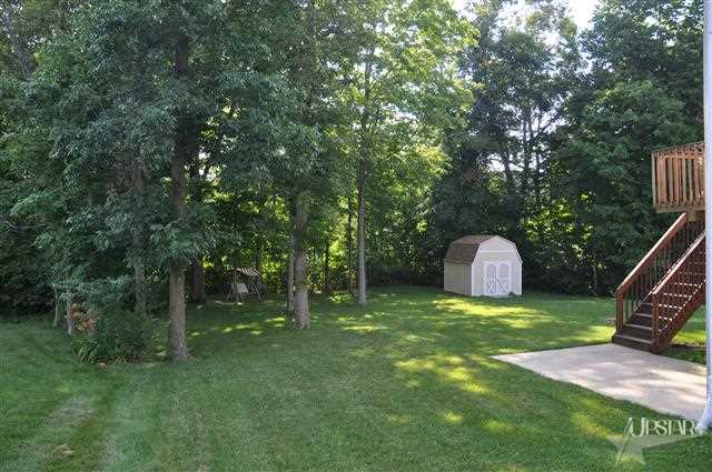 2013 Hunter's Ridge Drive Huntington, IN 46750 - Photo 18 of 22 Gallery Image 18