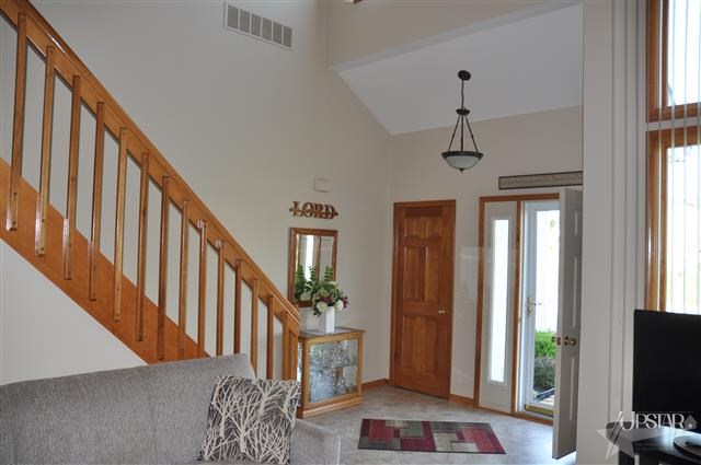 2013 Hunter's Ridge Drive Huntington, IN 46750 - Photo 10 of 22 Gallery Image 10