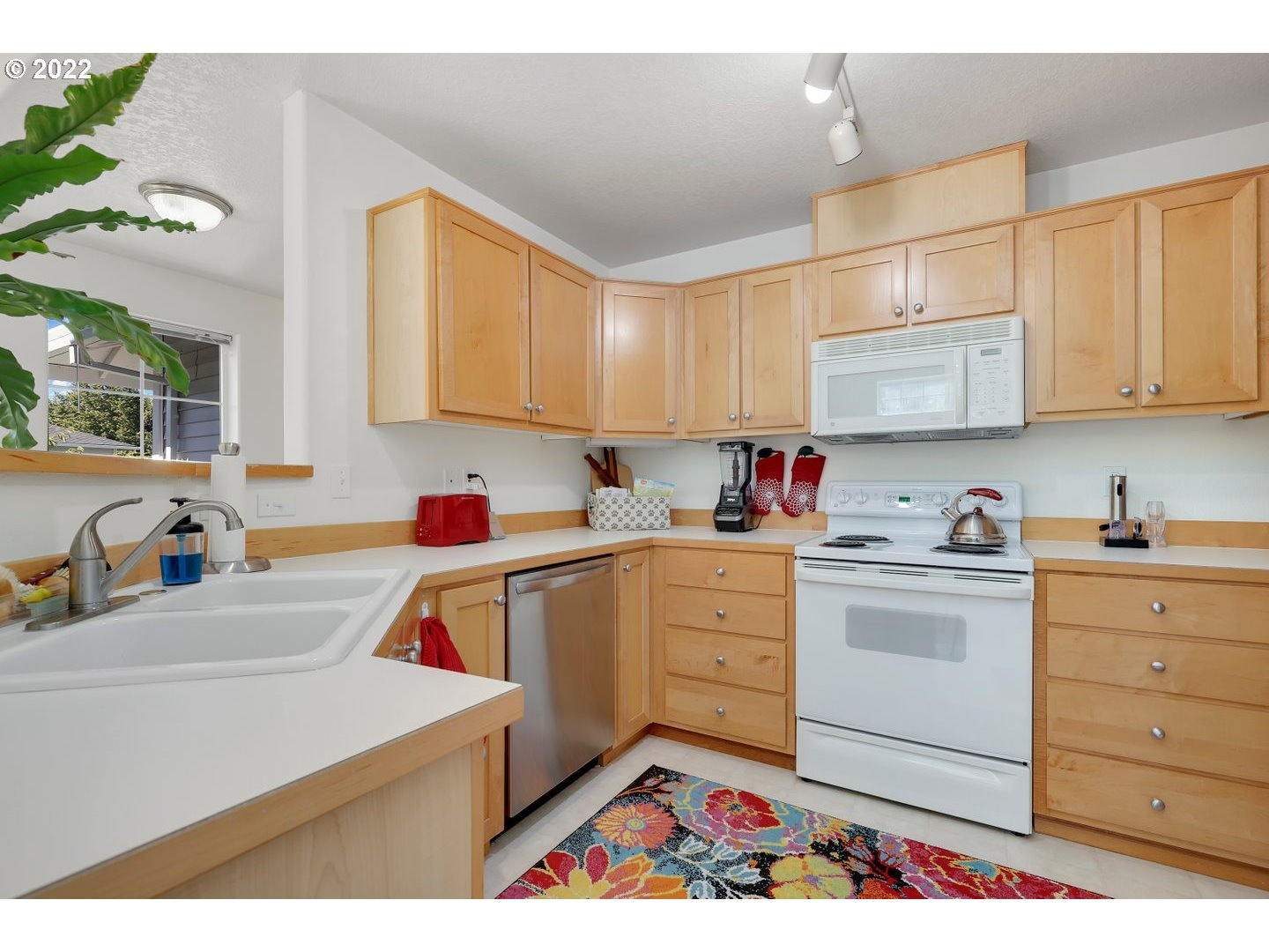 14615 Southwest Beard Road, Unit 204 Beaverton, OR 97007 - Photo 11 of 32 Gallery Image 11