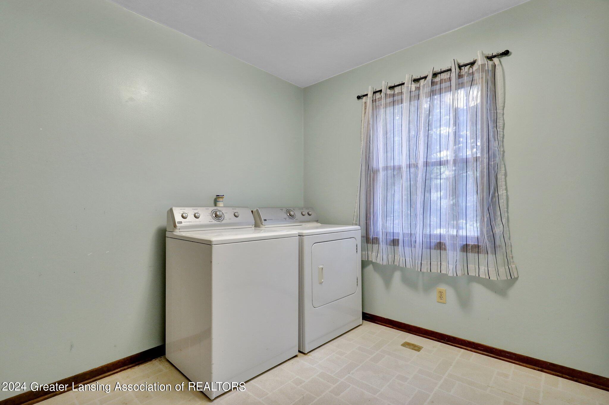 3703 Bostedor Road Eaton Rapids, MI 48827 - Photo 13 of 21 6.