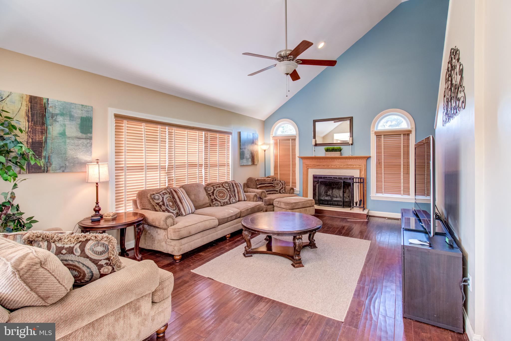 18 Cutter Court Cream Ridge, NJ 08514 - Photo 16 of 55 Family room