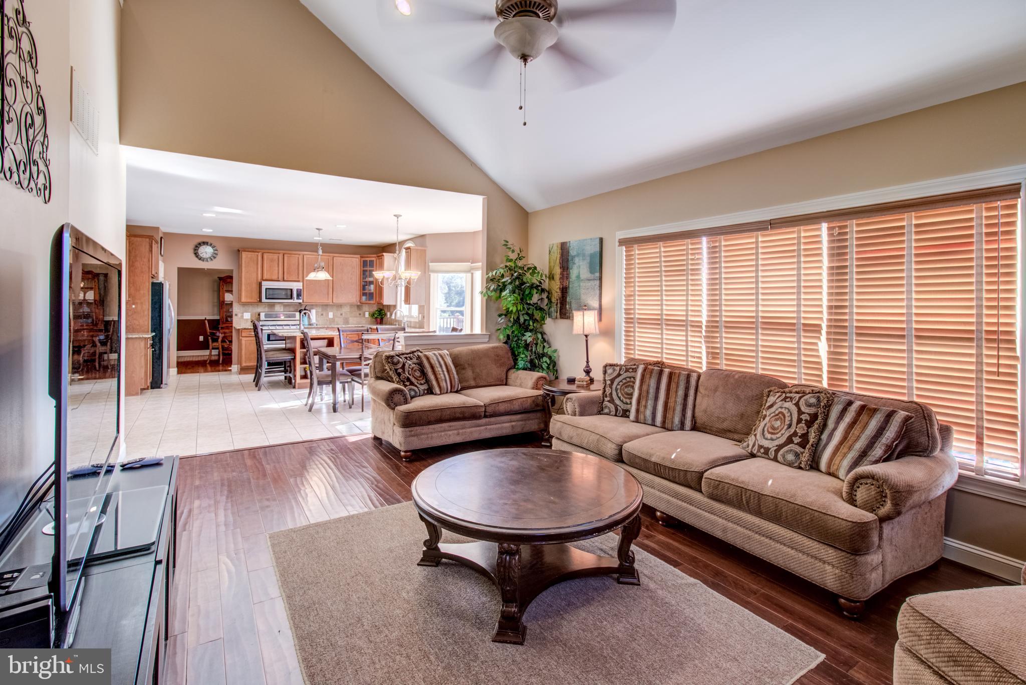 18 Cutter Court Cream Ridge, NJ 08514 - Photo 17 of 55 Family room