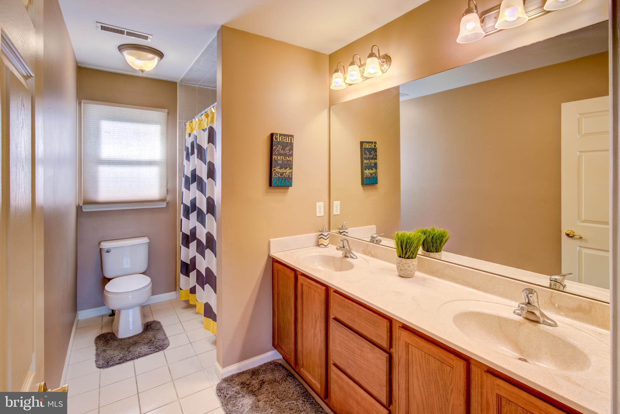 18 Cutter Court Cream Ridge, NJ 08514 - Photo 29 of 55 full bath