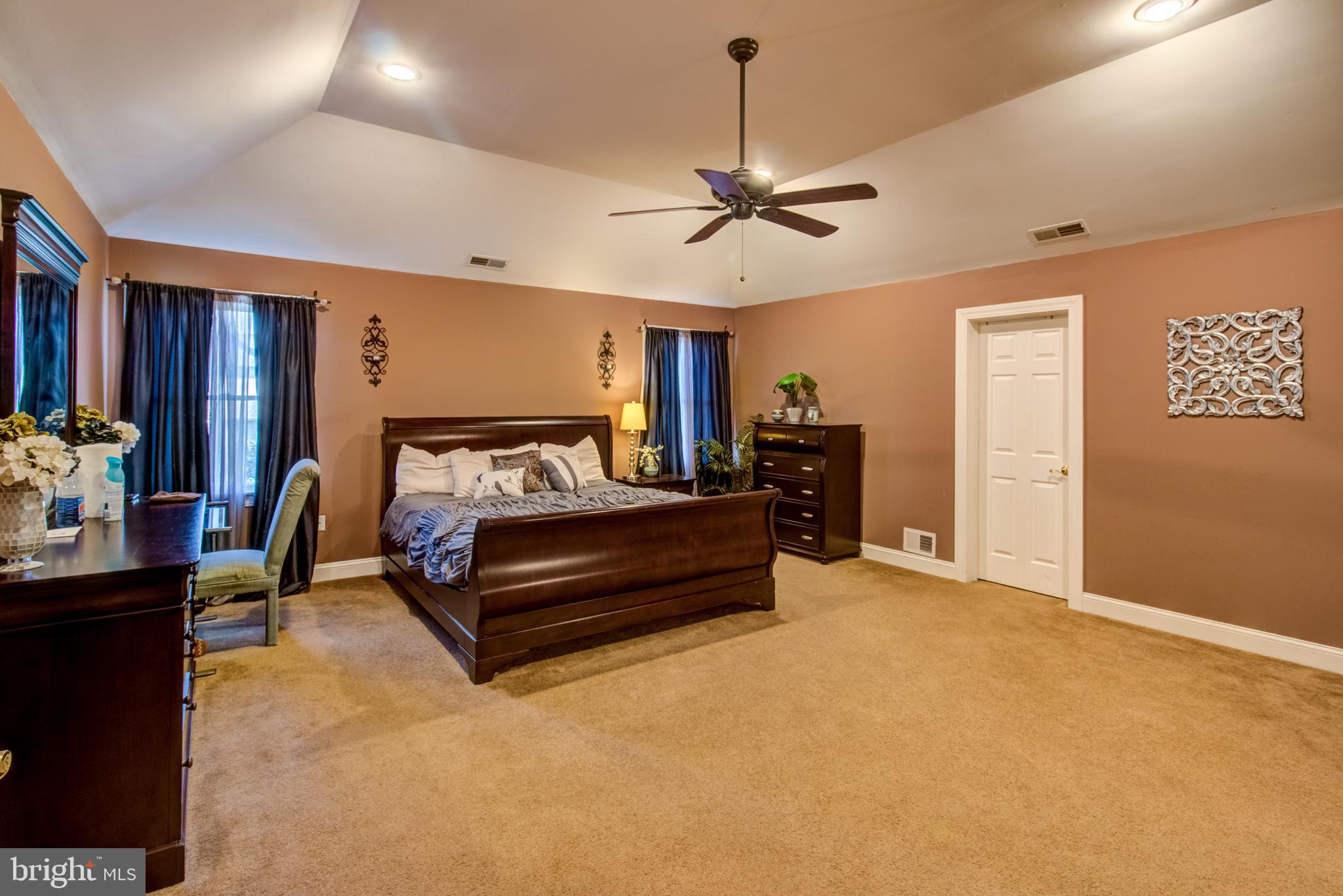18 Cutter Court Cream Ridge, NJ 08514 - Photo 33 of 55 main bedroom