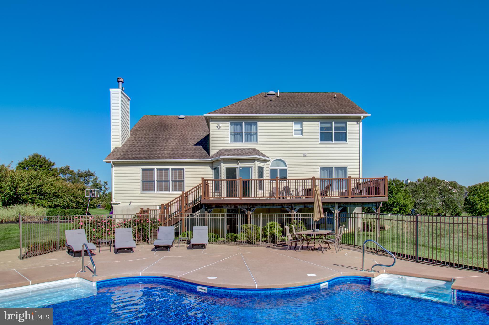 18 Cutter Court Cream Ridge, NJ 08514 - Photo 42 of 55 Rear view
