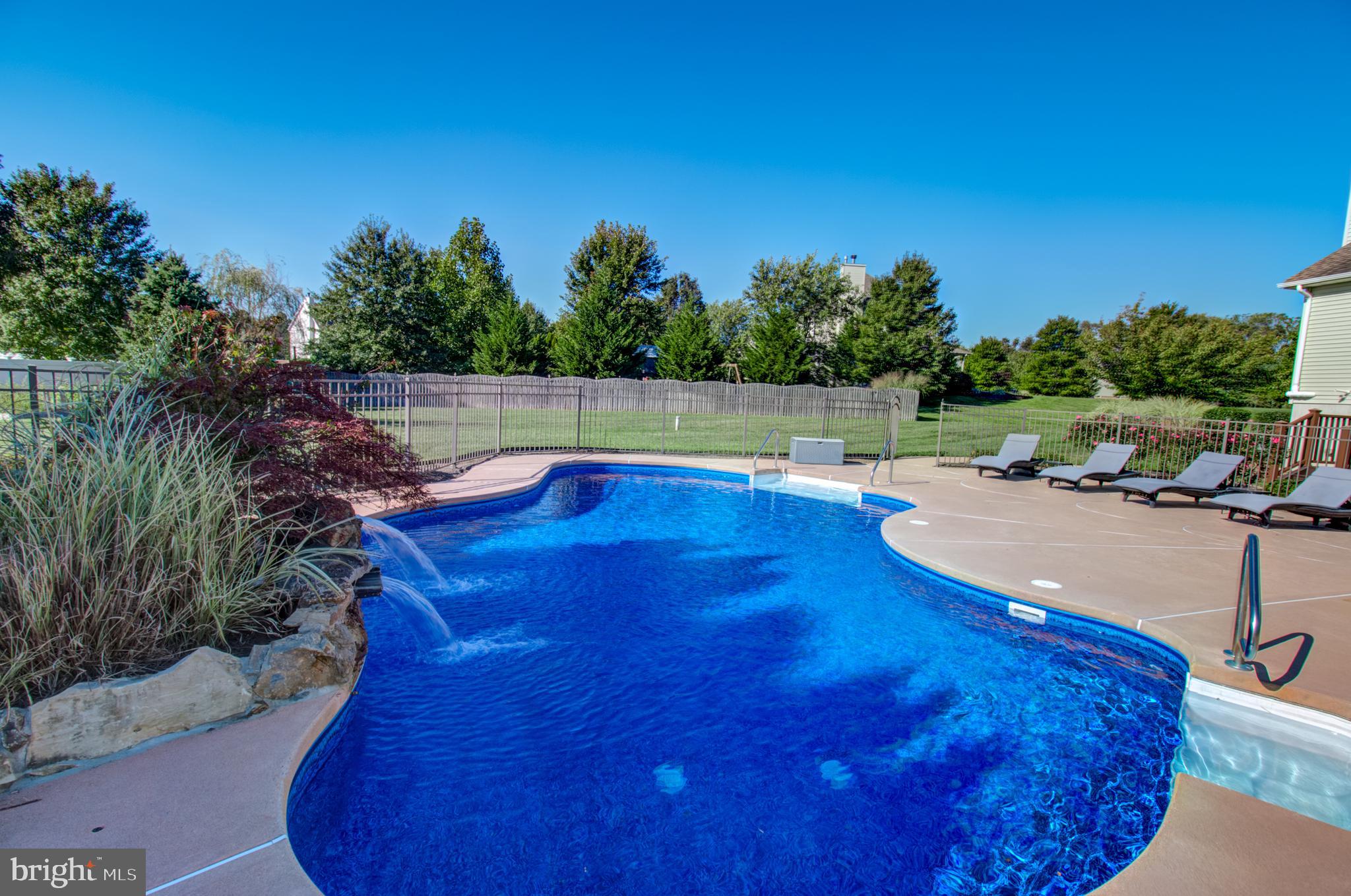 18 Cutter Court Cream Ridge, NJ 08514 - Photo 45 of 55 Pool