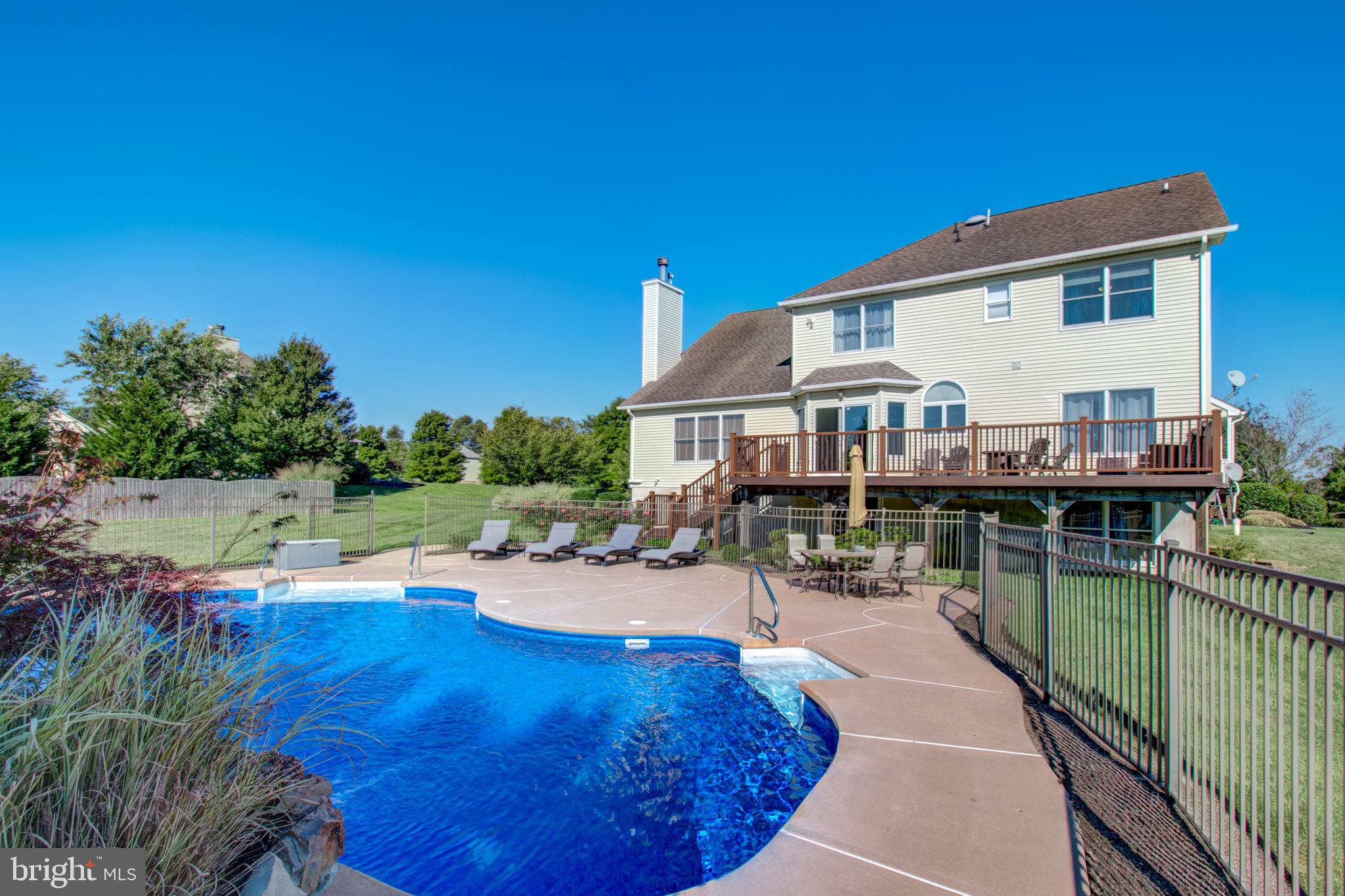18 Cutter Court Cream Ridge, NJ 08514 - Photo 46 of 55 Pool