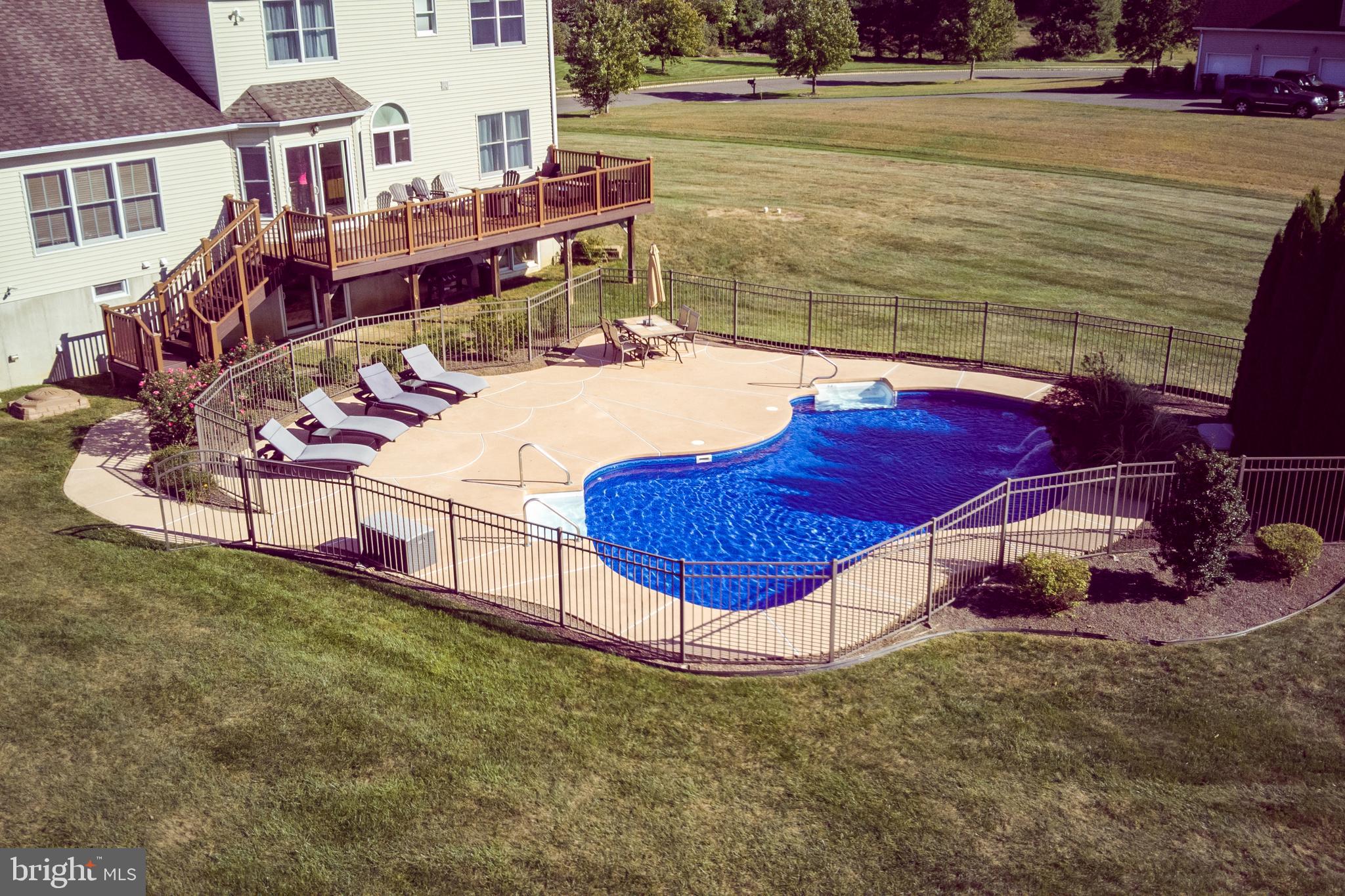 18 Cutter Court Cream Ridge, NJ 08514 - Photo 47 of 55 Pool & deck
